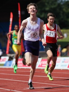 Joe Milton take the English Schools 300m title