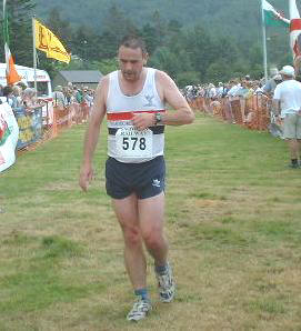 Robbie Wood finish of Snowdon Mountain Race 2002