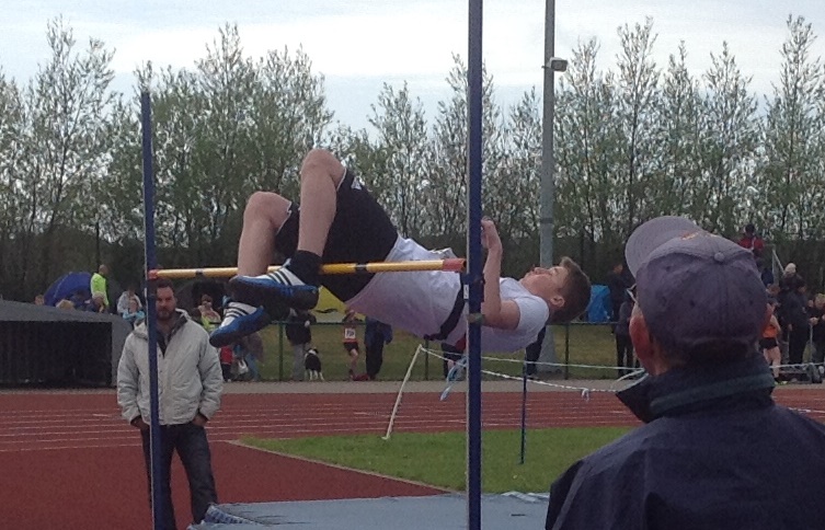 Kai Finch clears 1.75