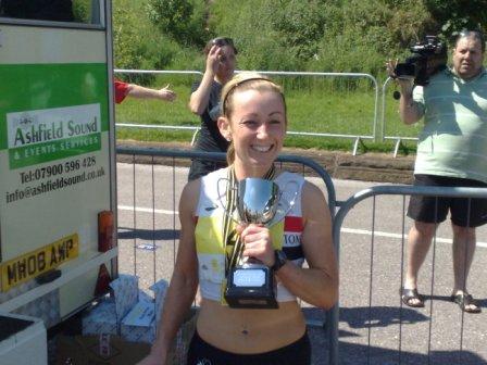 Kirsty Longley Merssy Tunnel 10k winner 2009