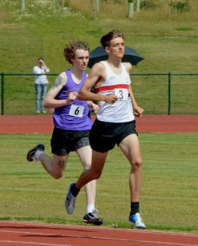 Jonathon Bride in 800m